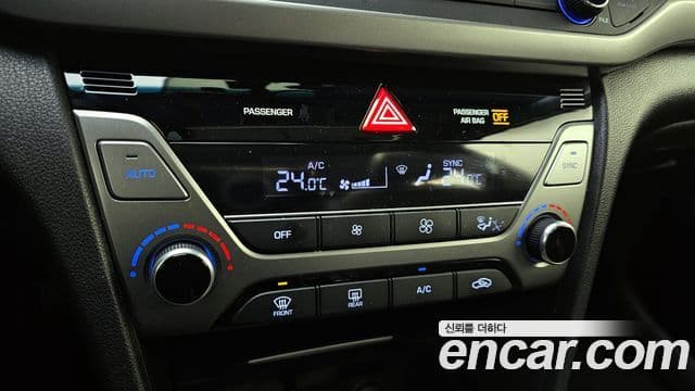 Hyundai Avante AD Special, 2017 16