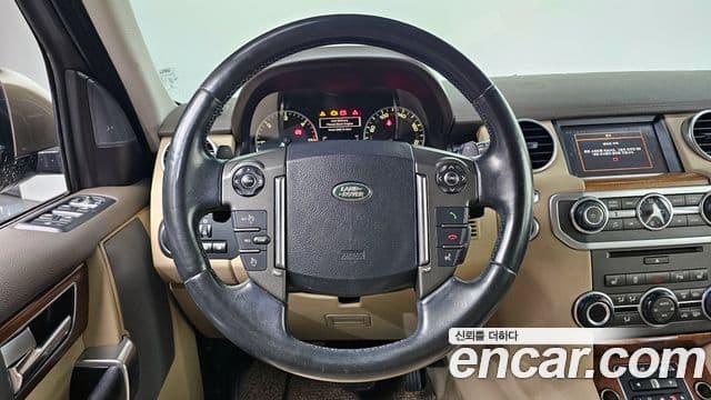 Land Rover Discovery 4 3.0 SDV6 SE, 2016 16