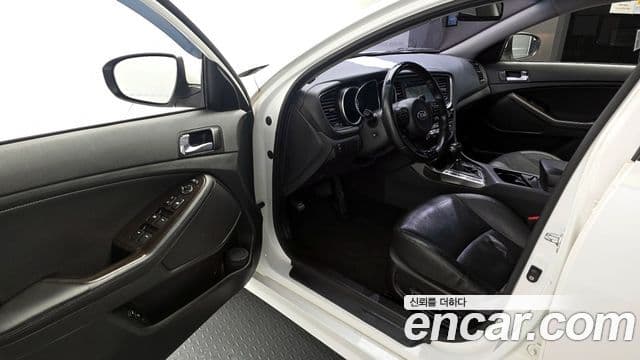 Kia The / новый New K5 Prestige, 2014 10