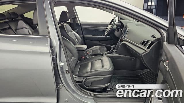 Hyundai Avante AD Premium, 2016 10