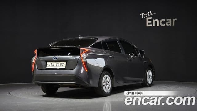 Toyota 프리우스 4세대 1.8 E, 2017 2