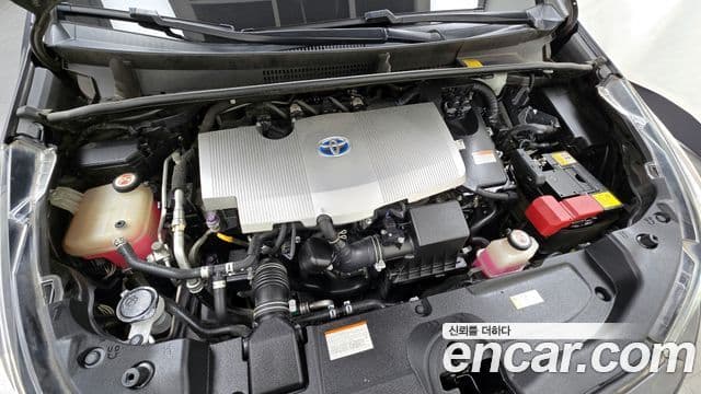Toyota 프리우스 4세대 1.8 E, 2017 6