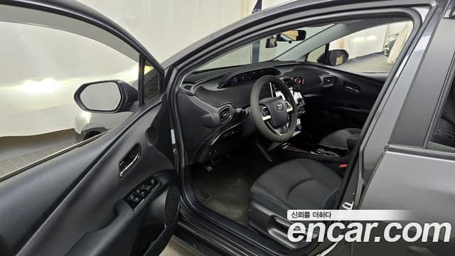 Toyota 프리우스 4세대 1.8 E, 2017 10