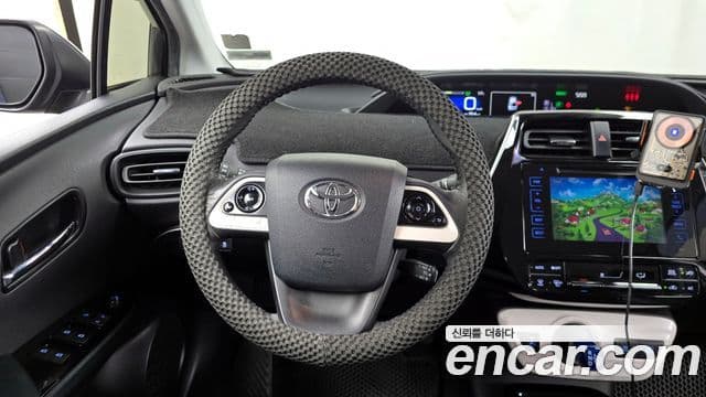 Toyota 프리우스 4세대 1.8 E, 2017 13