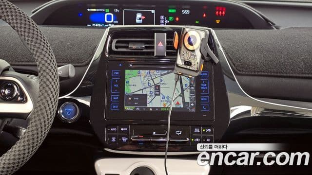 Toyota 프리우스 4세대 1.8 E, 2017 14