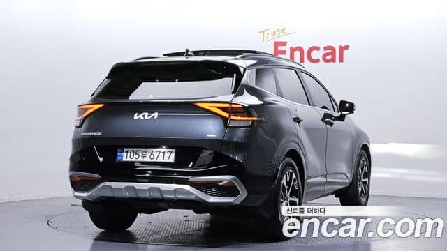 Kia Sportage 5세대 гибрид Signature 2WD, 2023 2