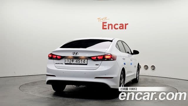 Hyundai Avante AD 1.6 GDI Smart, 2017 4