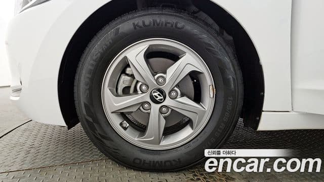 Hyundai Avante AD 1.6 GDI Smart, 2017 все фото