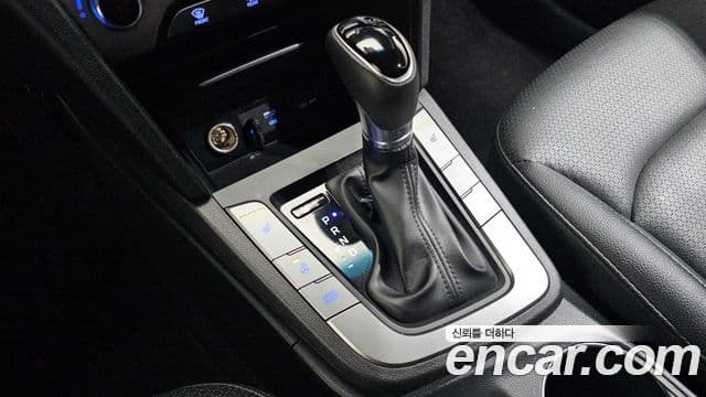 Hyundai Avante AD 1.6 GDI Smart, 2017 9