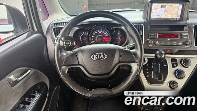 Kia Ray Luxury, 2015 13