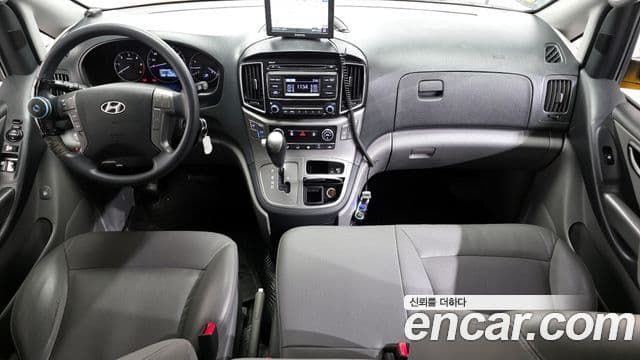 Hyundai Grand Starex детский перевозочный автомобиль, 2017 7