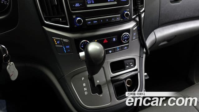 Hyundai Grand Starex детский перевозочный автомобиль, 2017 9