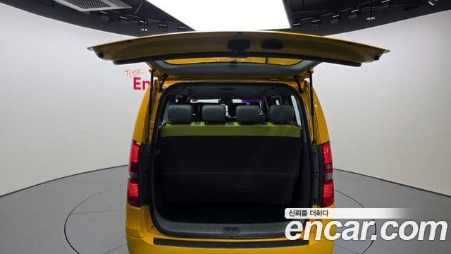 Hyundai Grand Starex детский перевозочный автомобиль, 2017 20