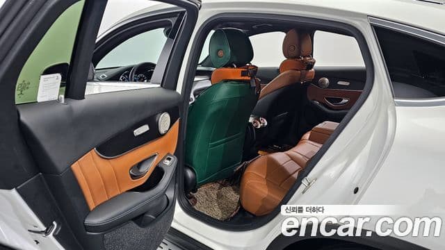 Mercedes-Benz GLC-класс X253 GLC300e 4MATIC купе, 2021 11