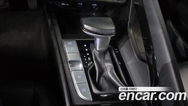 Hyundai Avante гибрид (CN7) Modern, 2022 9