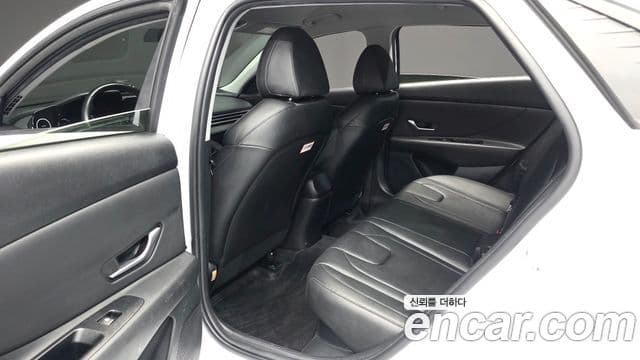 Hyundai Avante гибрид (CN7) Modern, 2022 12