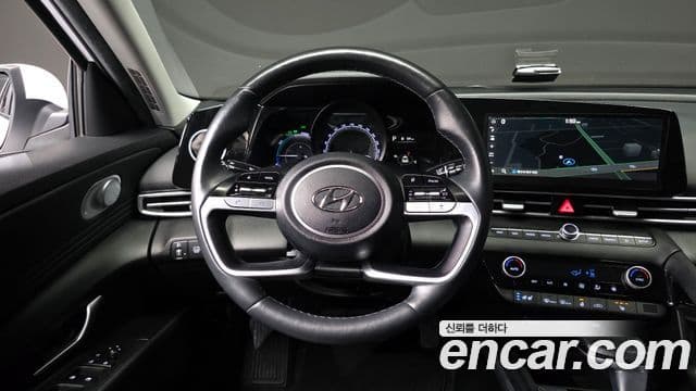 Hyundai Avante гибрид (CN7) Modern, 2022 13