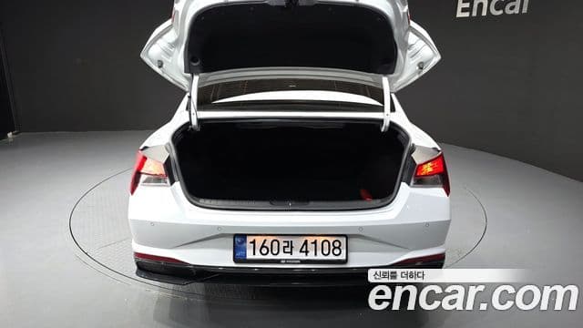 Hyundai Avante гибрид (CN7) Modern, 2022 20