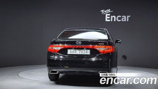 Hyundai Grandeur HG Modern, 2015 4
