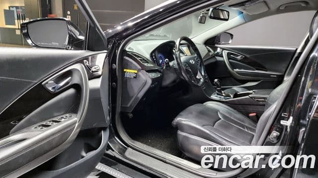 Hyundai Grandeur HG Modern, 2015 11