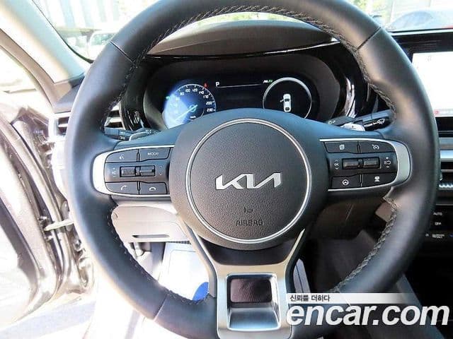Kia K5 гибрид 3세대 Noblesse, 2023 12