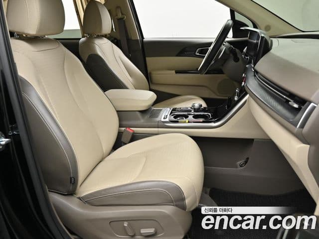 Kia Carnival 4세대 Signature, 2021 10