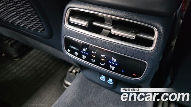 Genesis GV70, 2025 18