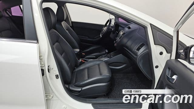 Kia K3 Noblesse, 2015 11