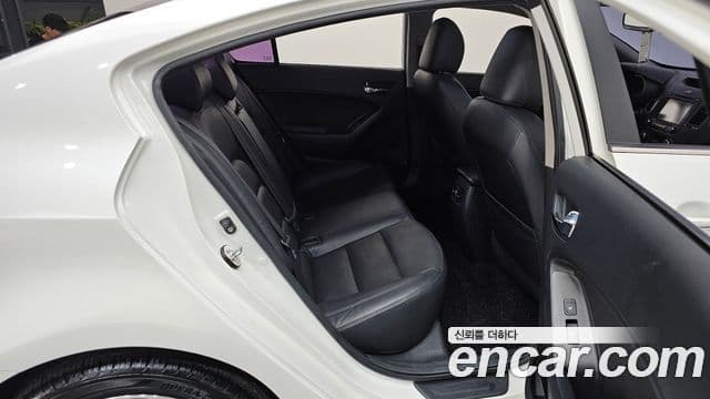 Kia K3 Noblesse, 2015 12