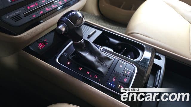 Kia All New Carnival Prestige, 2015 9