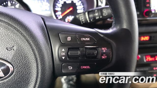 Kia All New Carnival Prestige, 2015 18