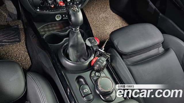 Mini Cooper 클럽맨 2세대, 2019 9