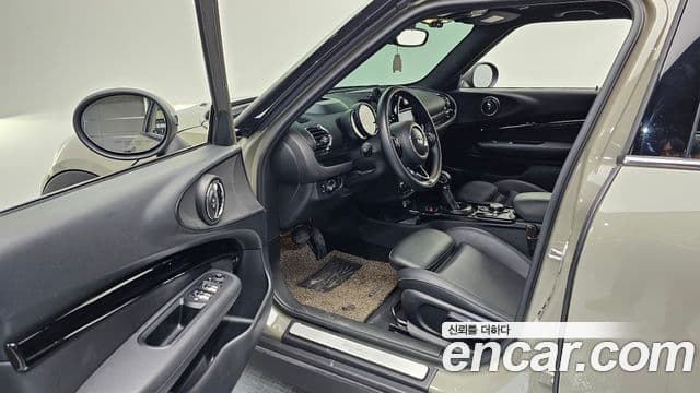 Mini Cooper 클럽맨 2세대, 2019 10