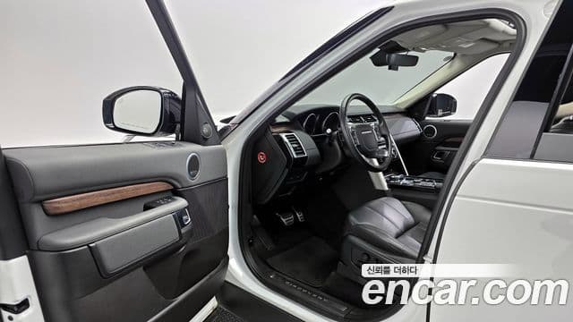 Land Rover Discovery 5 2.0 SD4 HSE, 2017 10