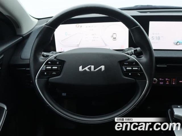 Kia EV6 Air, 2023 7