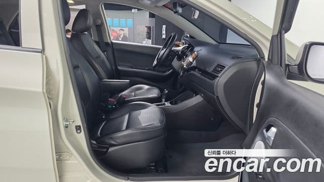 Kia The / новый New Morning Luxury, 2016 11