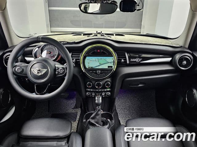 Mini Cooper 3세대, 2015 7