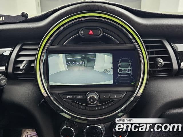 Mini Cooper 3세대, 2015 15