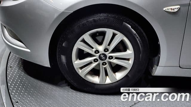 Hyundai YF Sonata Premier, 2011 все фото