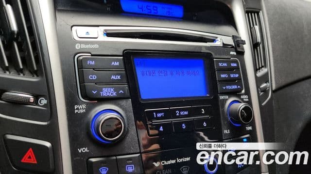 Hyundai YF Sonata Premier, 2011 15