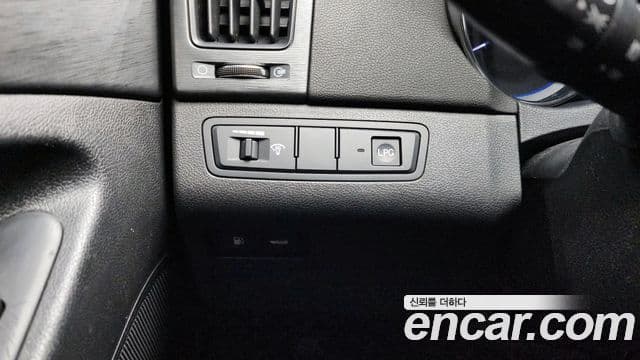 Hyundai YF Sonata Premier, 2011 17