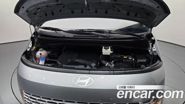 Hyundai Staria Smart, 2025 6