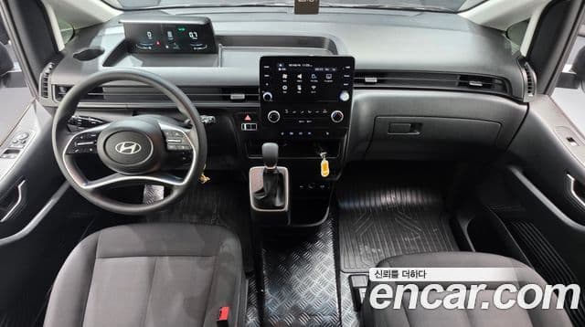 Hyundai Staria Smart, 2025 7