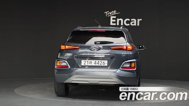 Hyundai Kona Premium, 2018 4