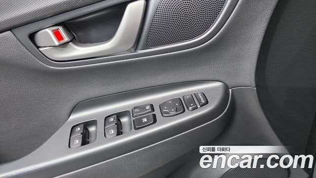 Hyundai Kona Premium, 2018 12