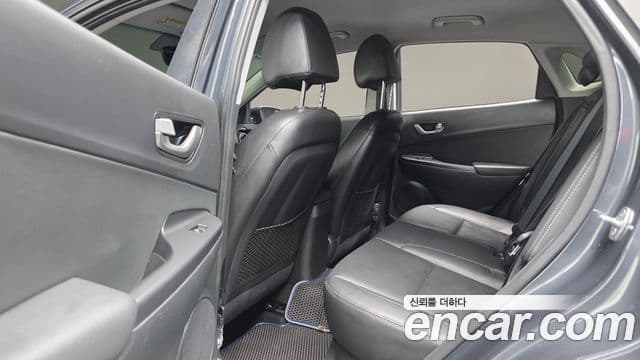 Hyundai Kona Premium, 2018 17