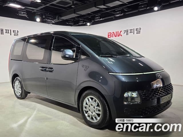 Hyundai Staria Modern, 2024 10