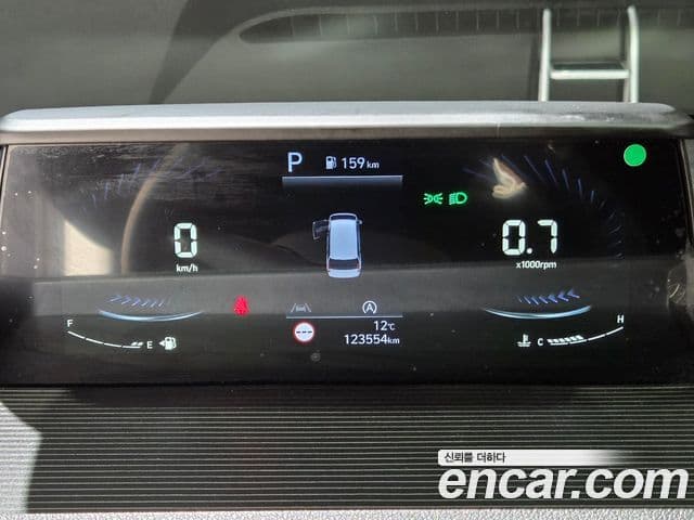 Hyundai Staria Modern, 2024 13