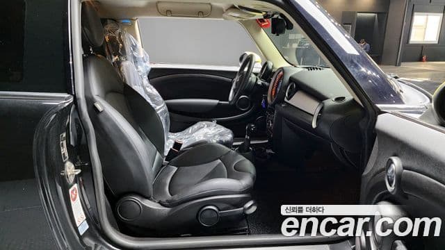 Mini Cooper Brick Lane Edition, 2013 10