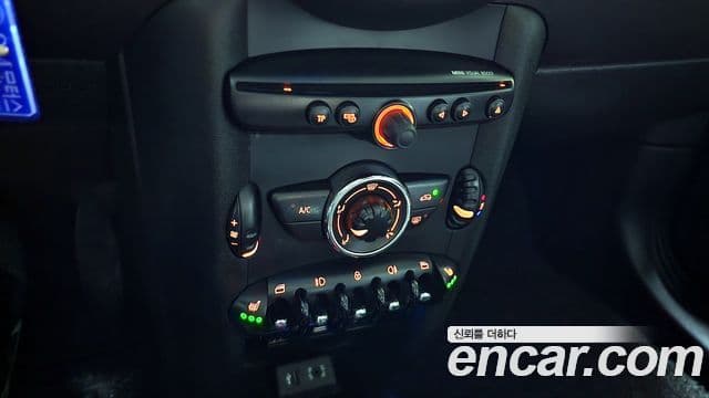 Mini Cooper Brick Lane Edition, 2013 13